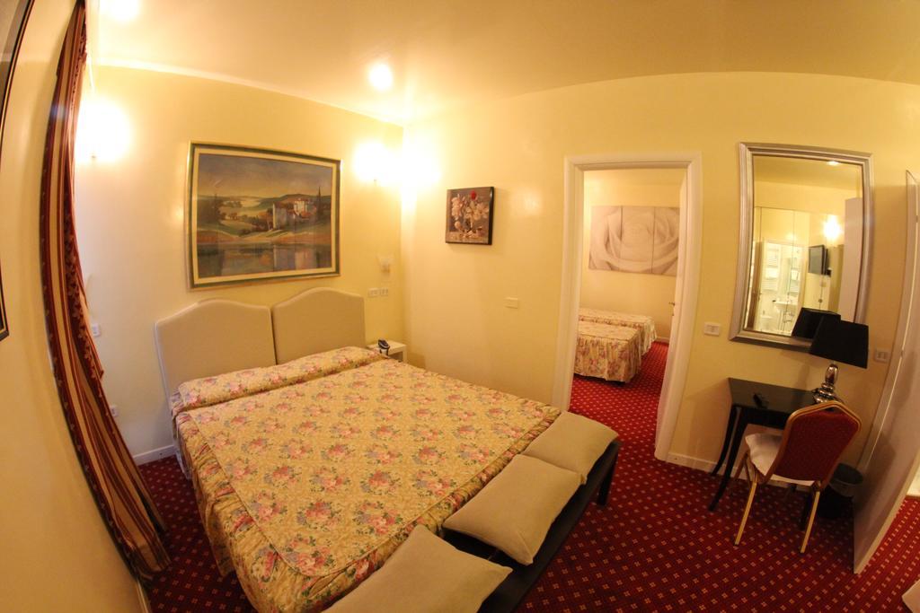 Europa Fiera Rho Hotell Rum bild
